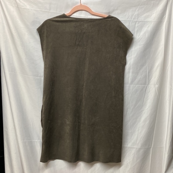 Wilfred (Aritzia) Suede Dress shift light brown with pockets - Picture 3 of 3